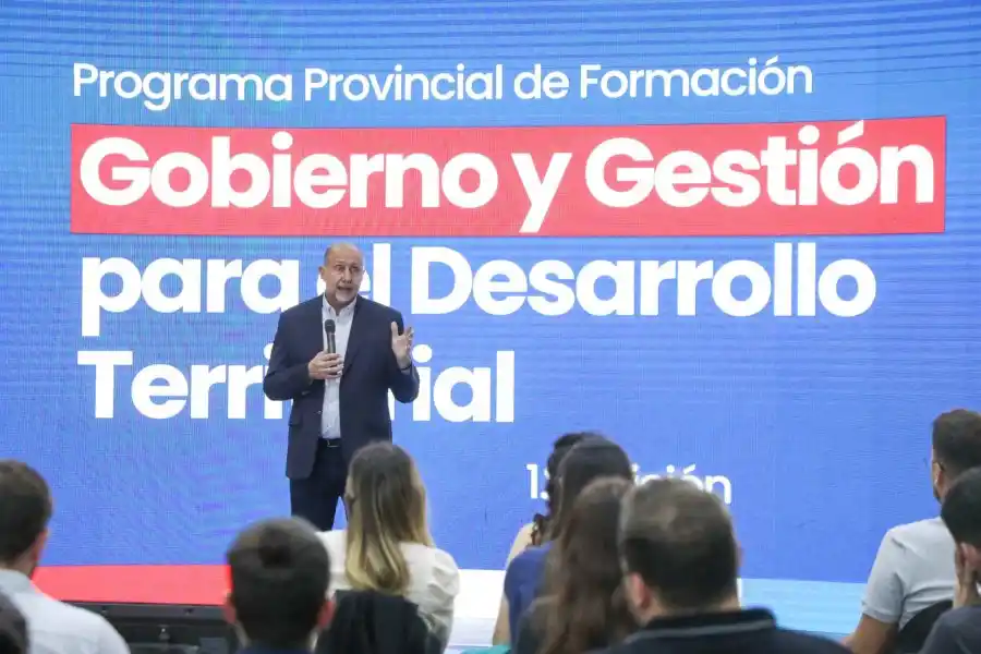 Perotti participó del lanzamiento del Programa Provincial de Formación y Gestión para el Desarrollo Territorial"