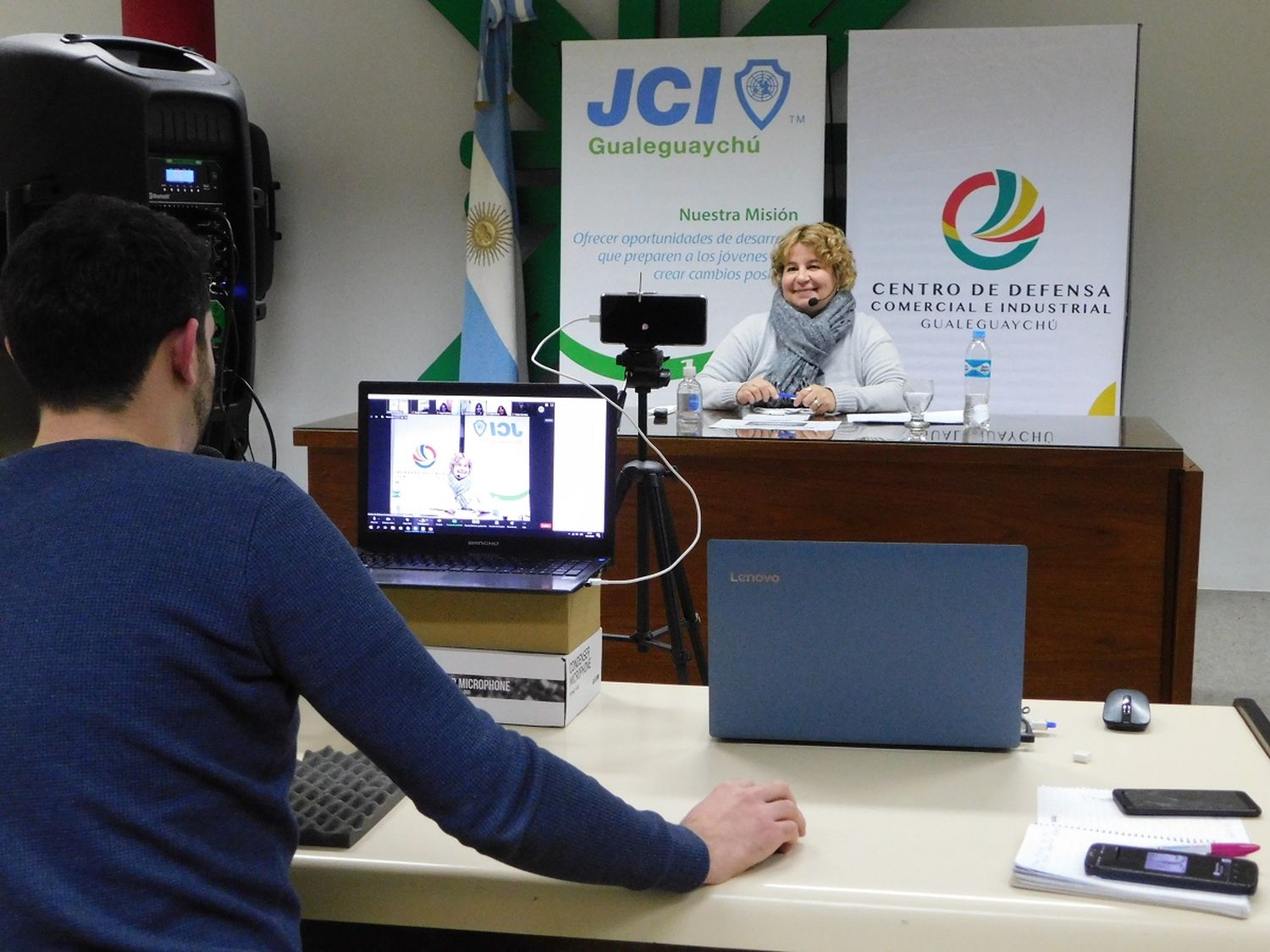 Los comerciantes se capacitaron para evitar contagiarse de coronavirus