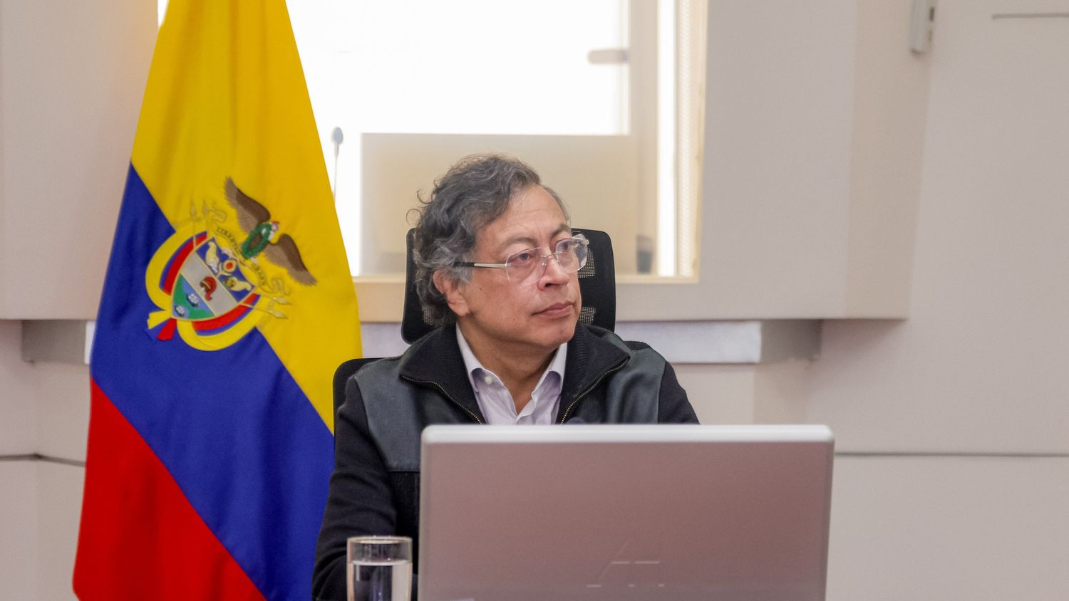 Petro presenta denuncia contra Leyva por presunta conspiración para derrocarlo