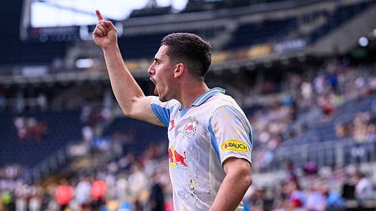 Salzburgo superó al Pachuca en el debut
