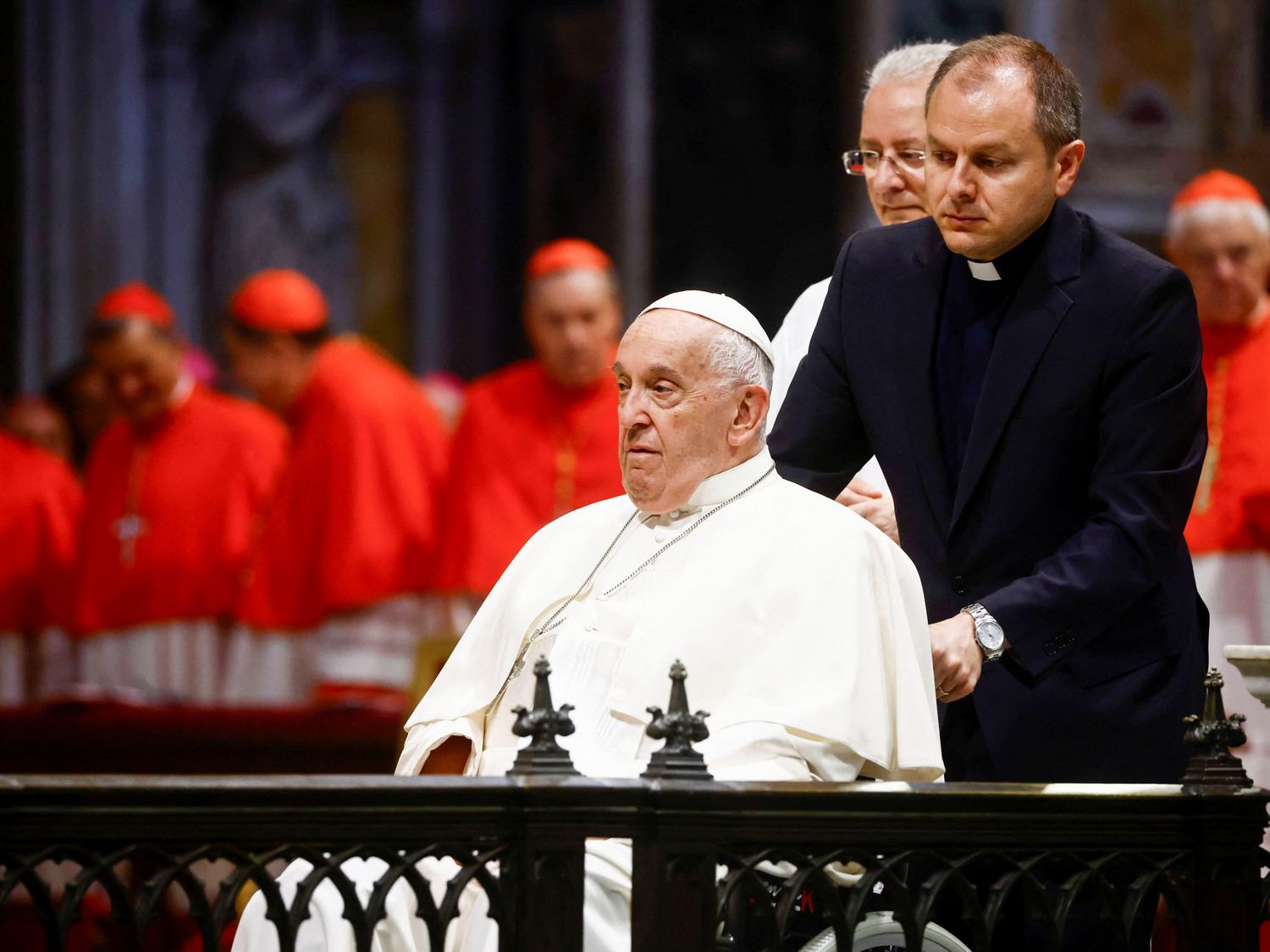 La salud del papa Francisco presentó una leve evolución.