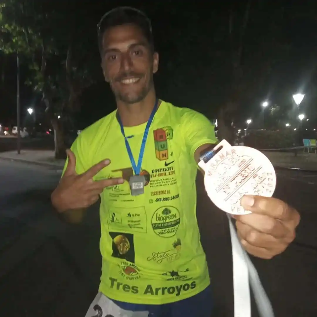 Pedro Espinosa fue tercero en los 21K de Miramar