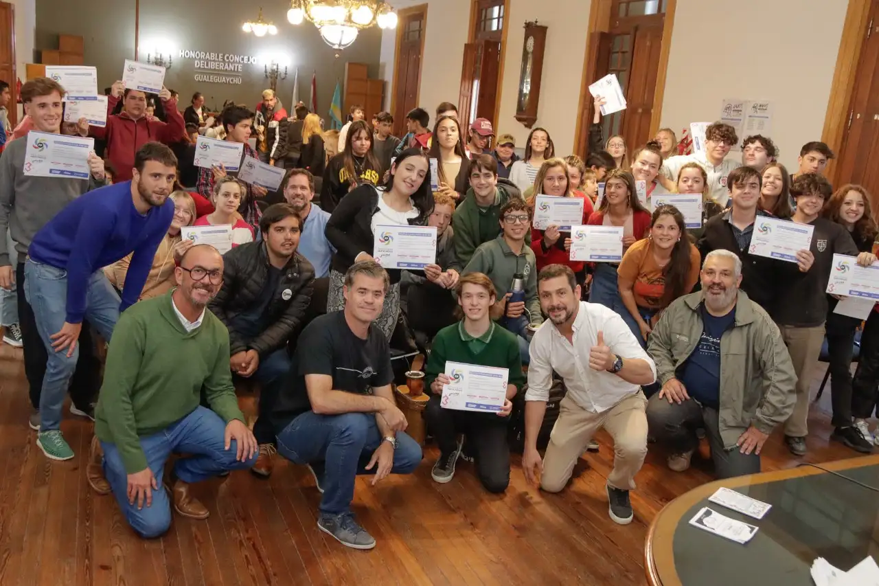 Presupuesto Participativo Joven: se entregaron 34 órdenes de compras de los proyectos aprobados