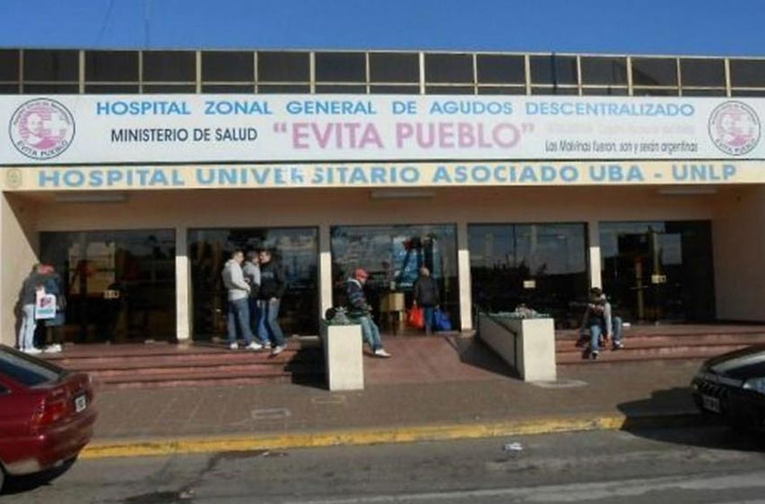 De no creer: tenía fiebre, organizó una fiesta con 65 invitados y dio positivo de coronavirus