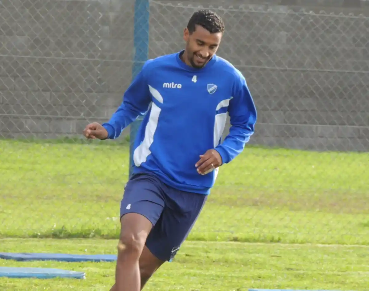 Finalmente, Matías Presentado no seguirá en Alvarado