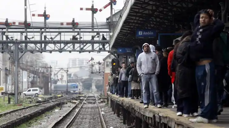 Tras el reclamo de jerárquicos, se levantó el paro de trenes