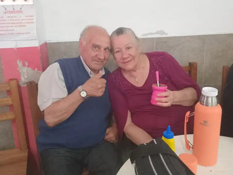 ¡Olga y Rubén cumplen 59 años de casados!