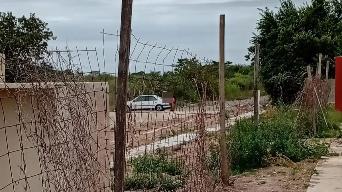 Quejas por vecinos que tiran la basura atrás de la cancha Independencia