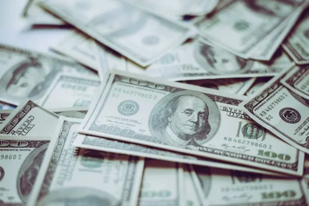 Banca pública abre la posibilidad de vender dólares de manera on line