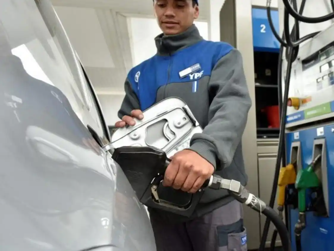 YPF aumenta los precios de los combustibles, pero habrá rebajas segun el horario