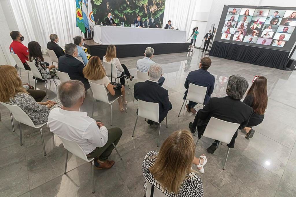 Apertura legislativa en La Costa: El intendente Cardozo adelantó las obras en el distrito para 2021