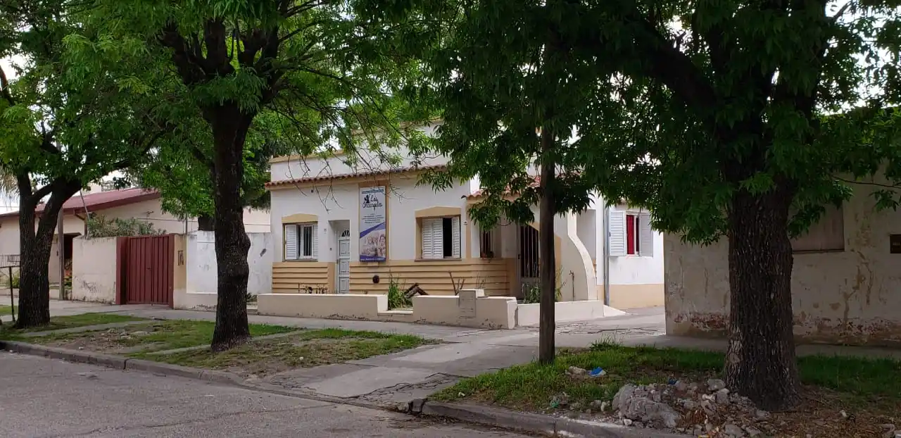 Test rápidos a los internos y desinfección en un geriátrico por cuidadora con covid-19