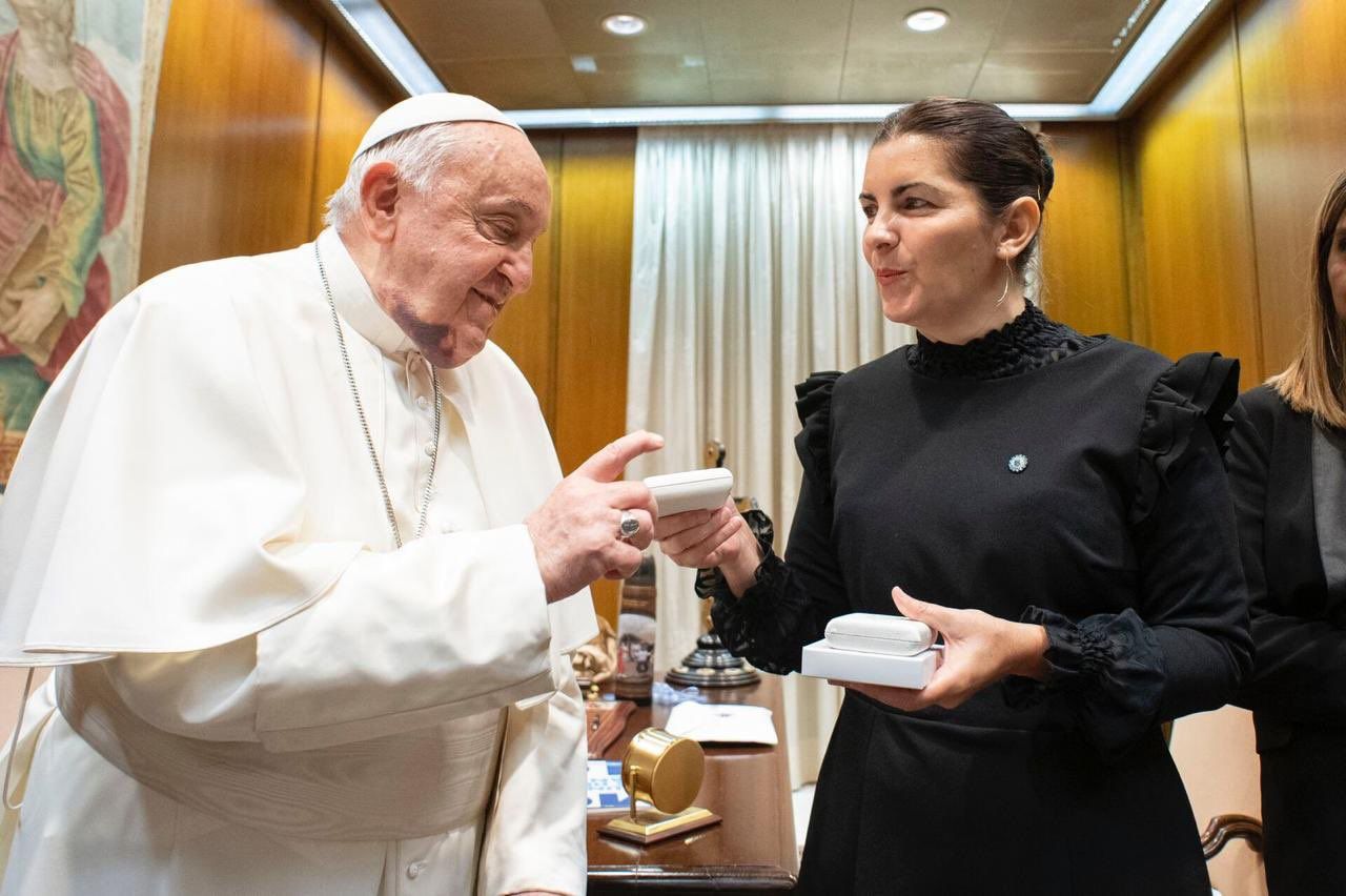Francisco con Mariel Fernández