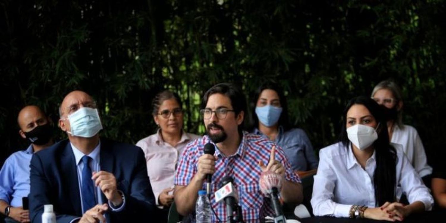 GUEVARA responde a Maduro: «Los ladrones están en Miraflores»