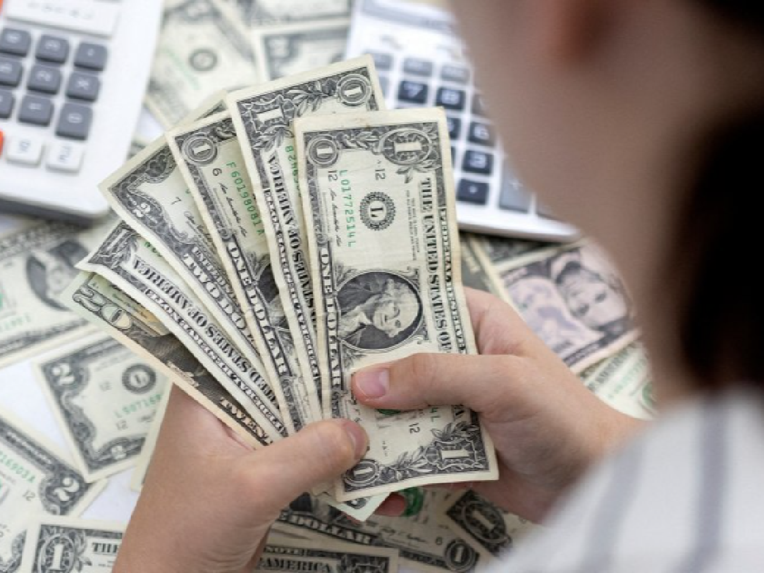 Fuerte rebote del dólar blue hasta los $ 354