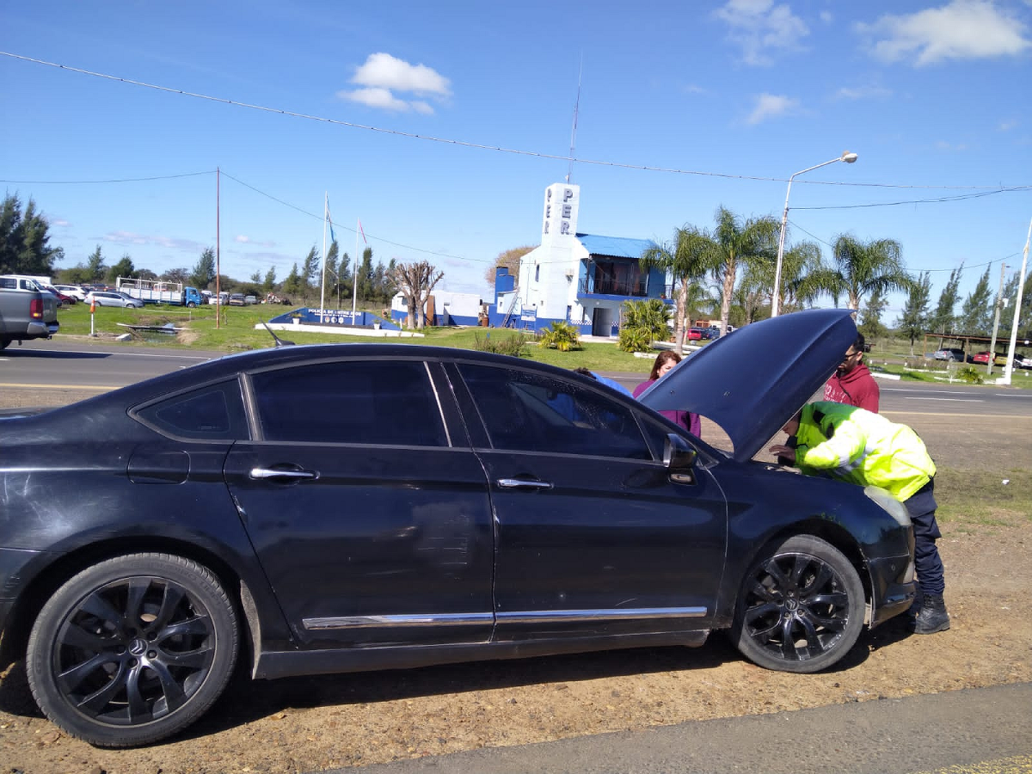 Policía caminera secuestró un  vehículo por adulteraciones