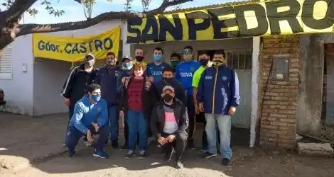 La Filial de Boca repartió viandas en Gobernador Castro