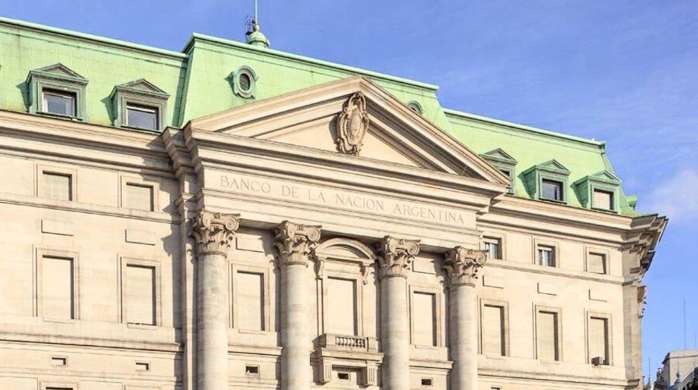 La Justicia suspendió el decreto que transforma el Banco Nación en Sociedad Anónima