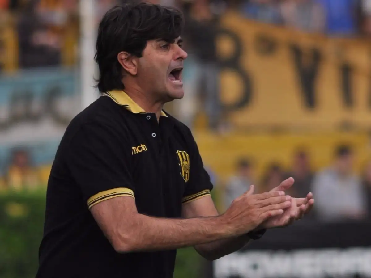 Forestello pegó el portazo