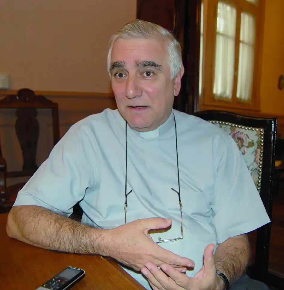 Aporte de las religiones a  la sociedad por el diálogo