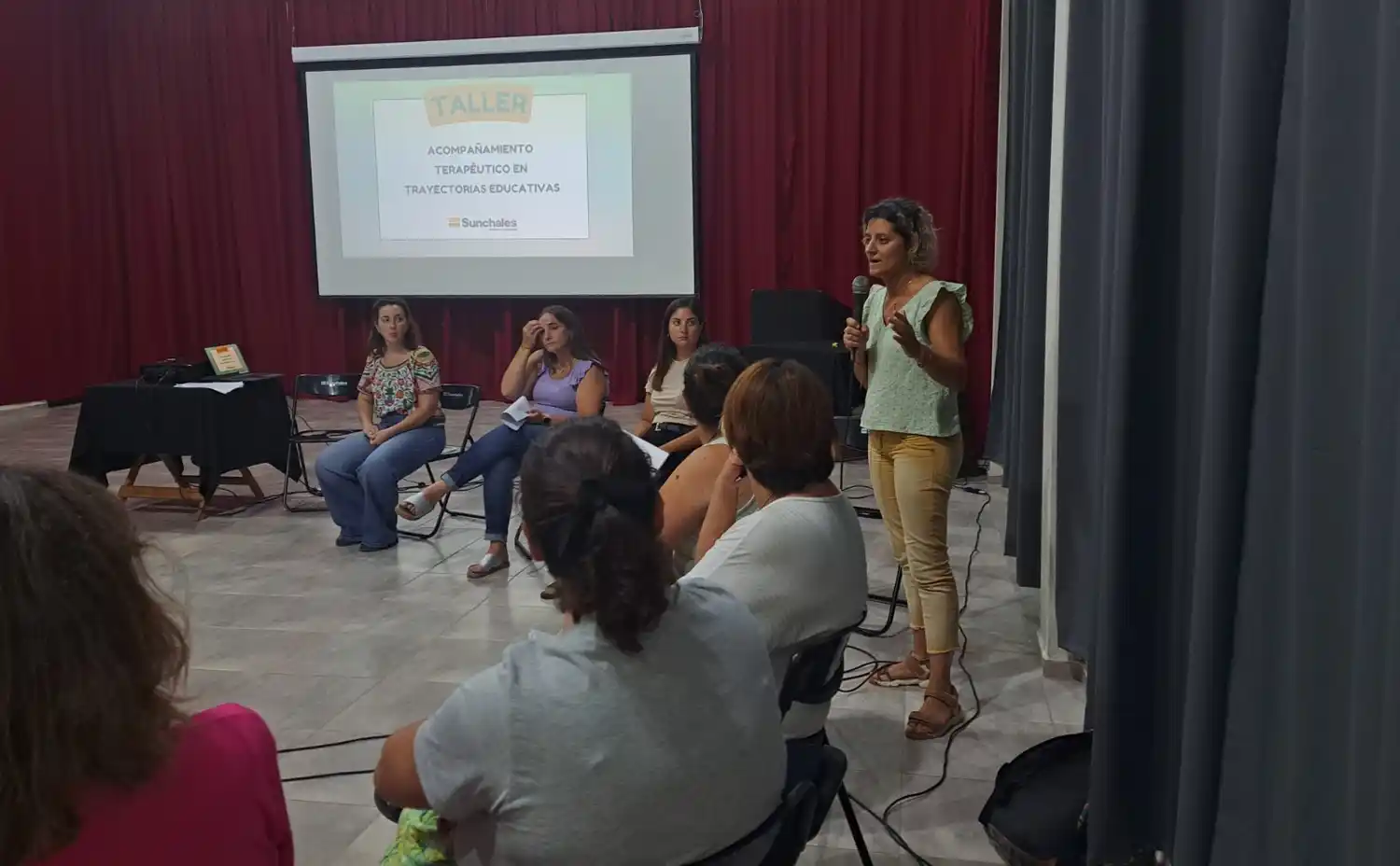 Sunchales: entregaron los certificados de Taller de Acompañamiento Terapéutico en Trayectorias Educativas