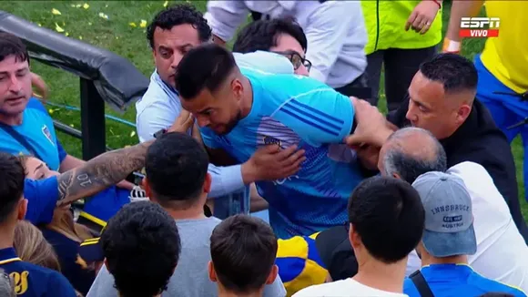 “Chiquito” Romero recibiría una fuerte sanción luego de pelearse con los hinchas de Boca