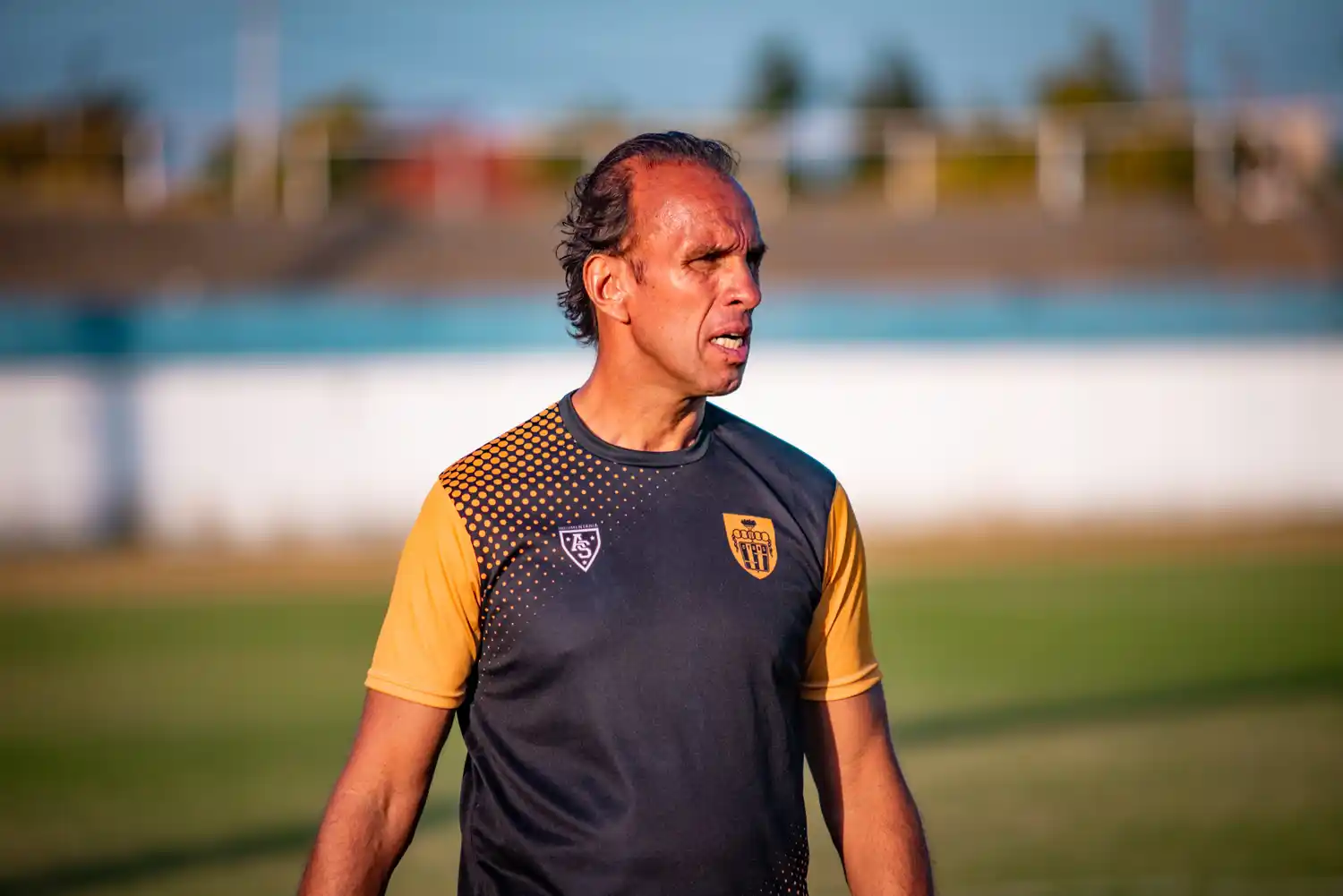 FOTO ANDRÉS AROUXET / INFOEME Carlos Fernando Navarro Montoya, DT de Santamarina.