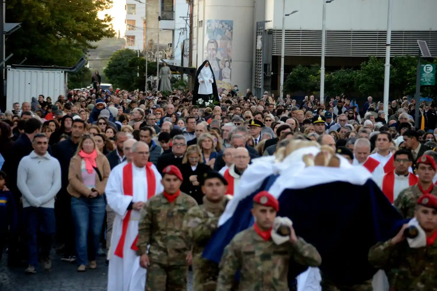 procesión Viernes Santo - 18.4 - 5