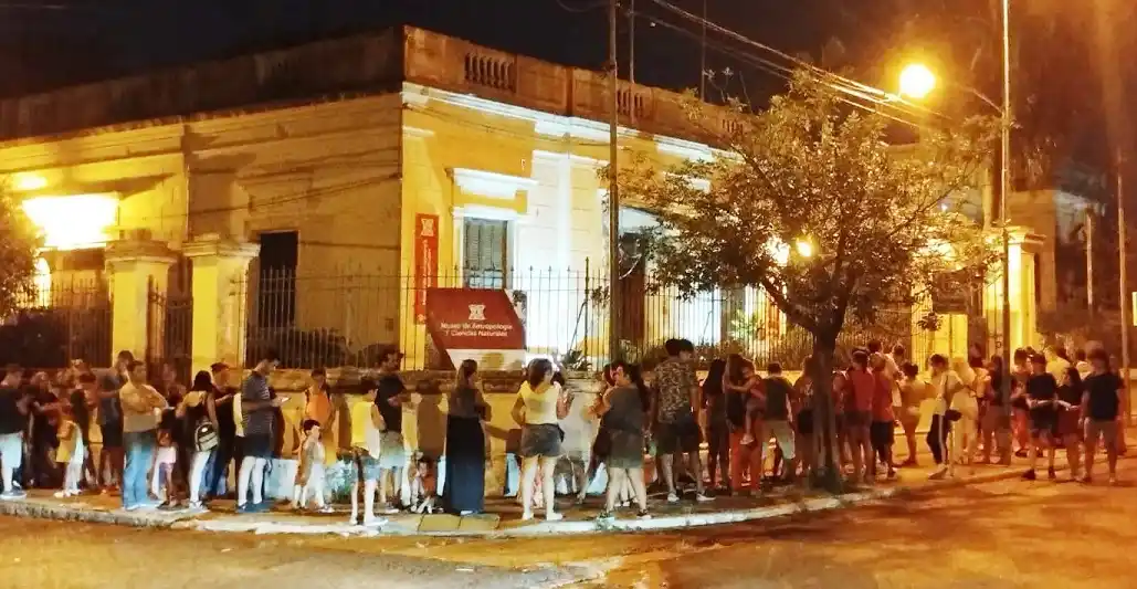 El Museo de Antropología y Ciencias Naturales tuvo su ‘‘Noche de las Linternas’’