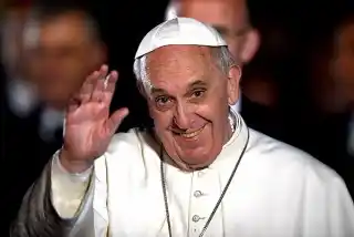 Tandil: El Papa Francisco saludó a Lunghi por el 5º aniversario del Hospital de Niños