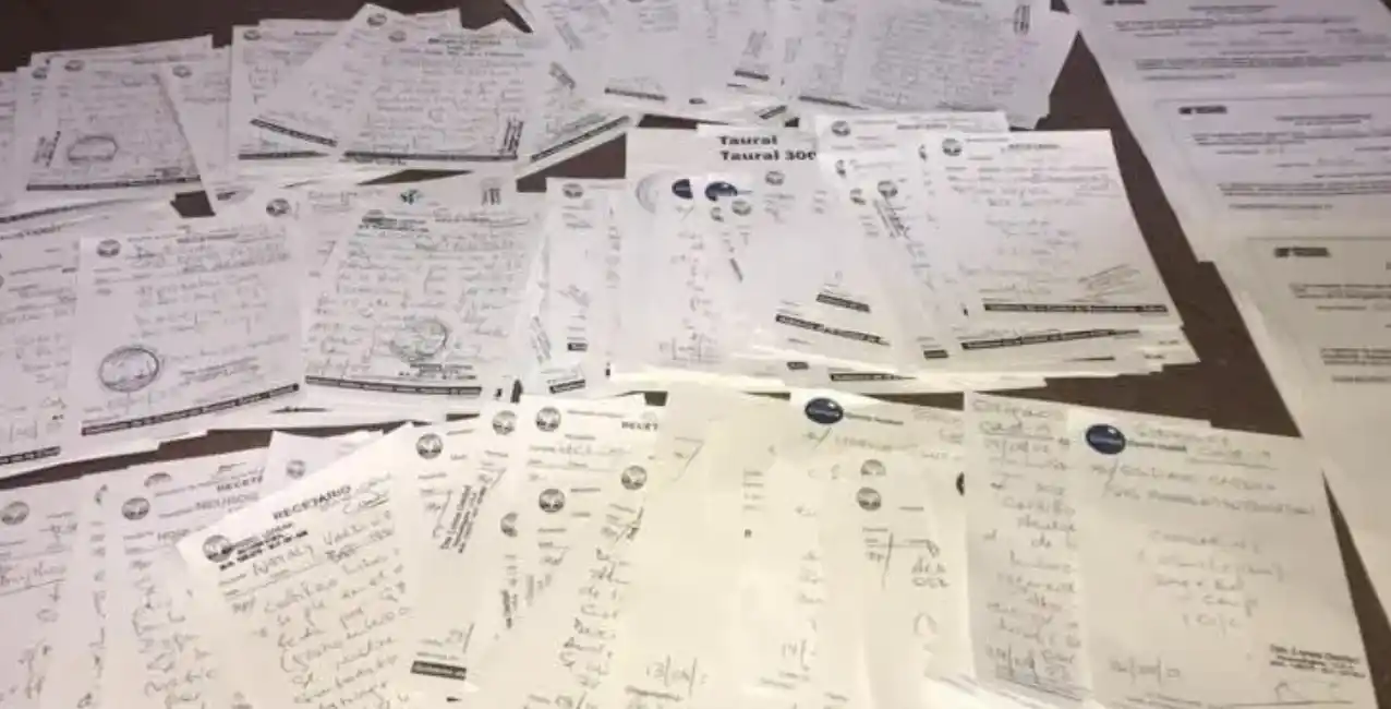 Imputaron a una neurocirujana por vender recetas y certificados médicos a través de Facebook