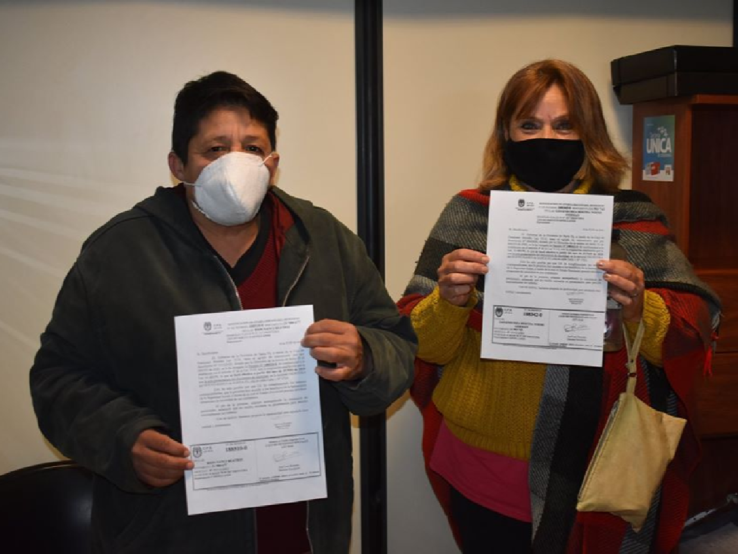 Dos vecinas más de Frontera recibieron una pensión social