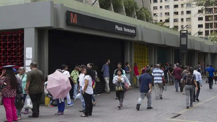 METRO DE CARACAS requiere inversión US$ 2.000 millones para recuperarse