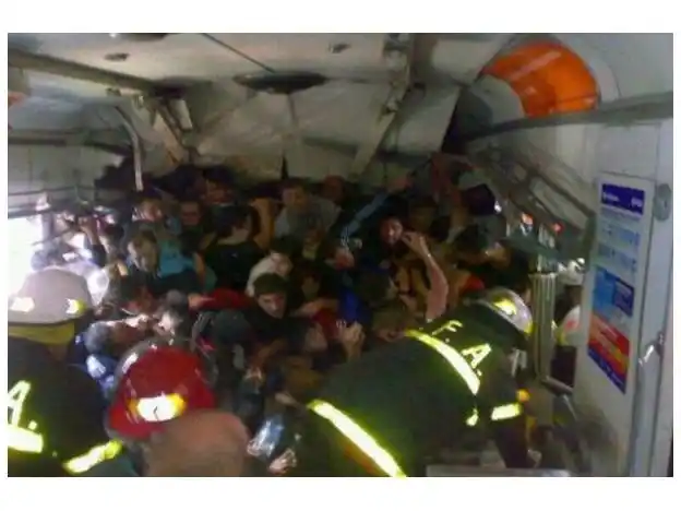 Trenes: De Once a Castelar, todo lo que ocurrió durante las tragedias