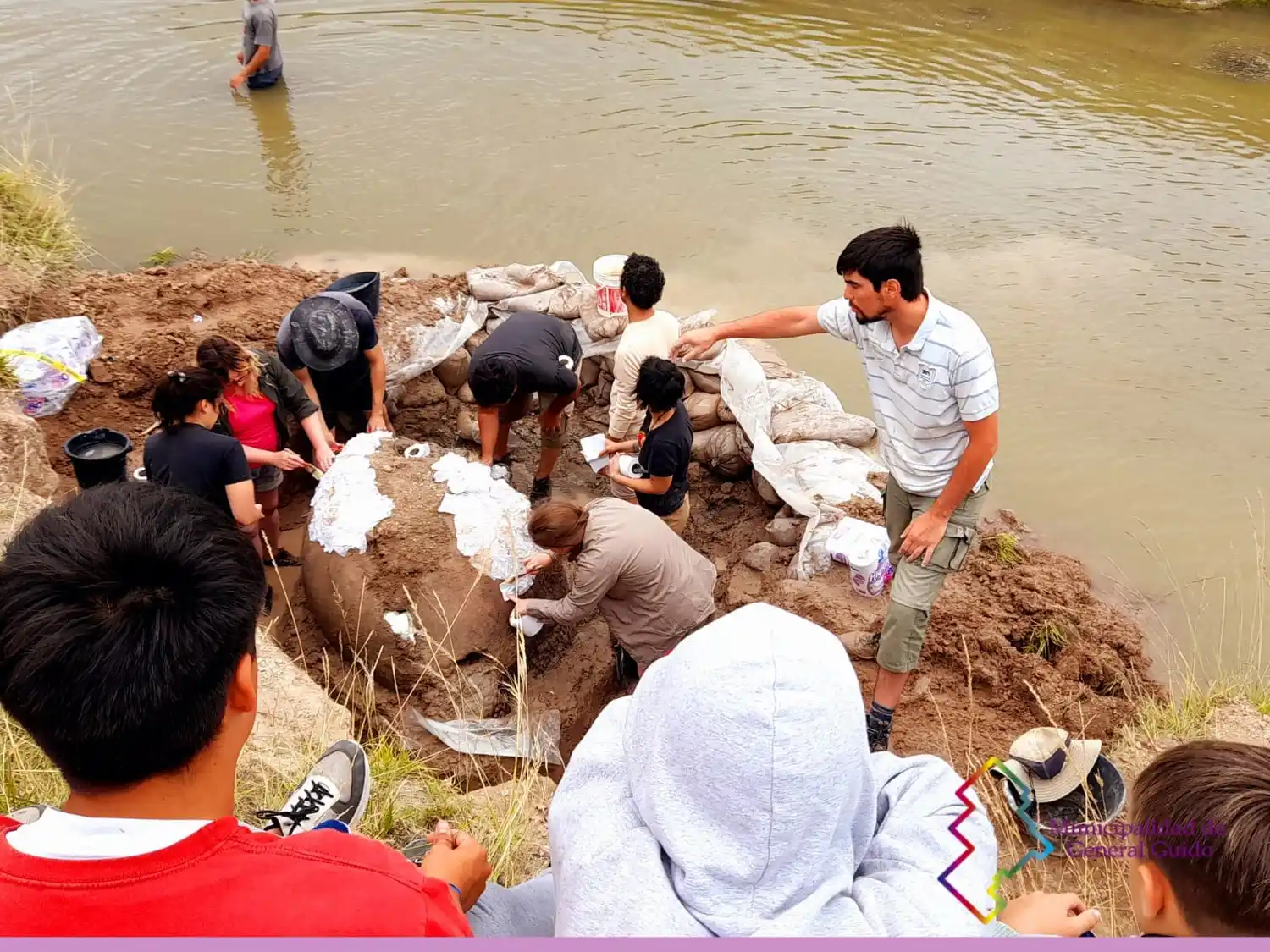 General Guido: Extraen un fósil de 10.000 años de antigüedad en Labardén