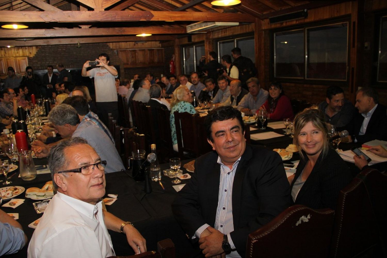 El PJ bonaerense elegirá autoridades el 17 de diciembre y Espinoza convocó a Massa y Randazzo
