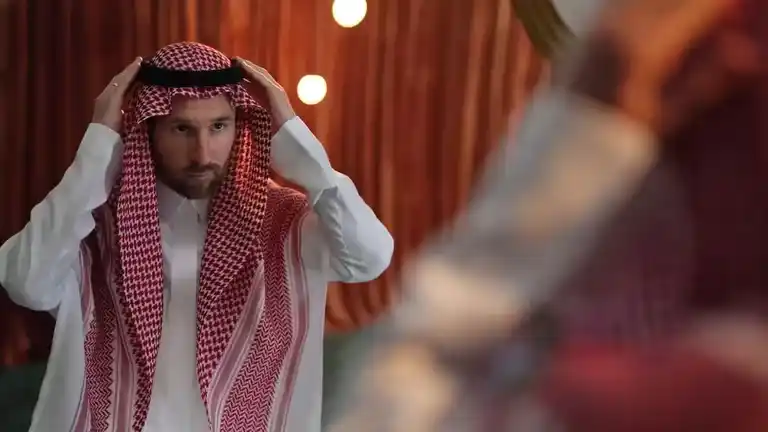 Messi posó como modelo para una marca de ropa de Arabia Saudita