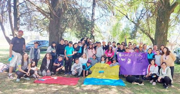Campamento educativo en el polideportivo