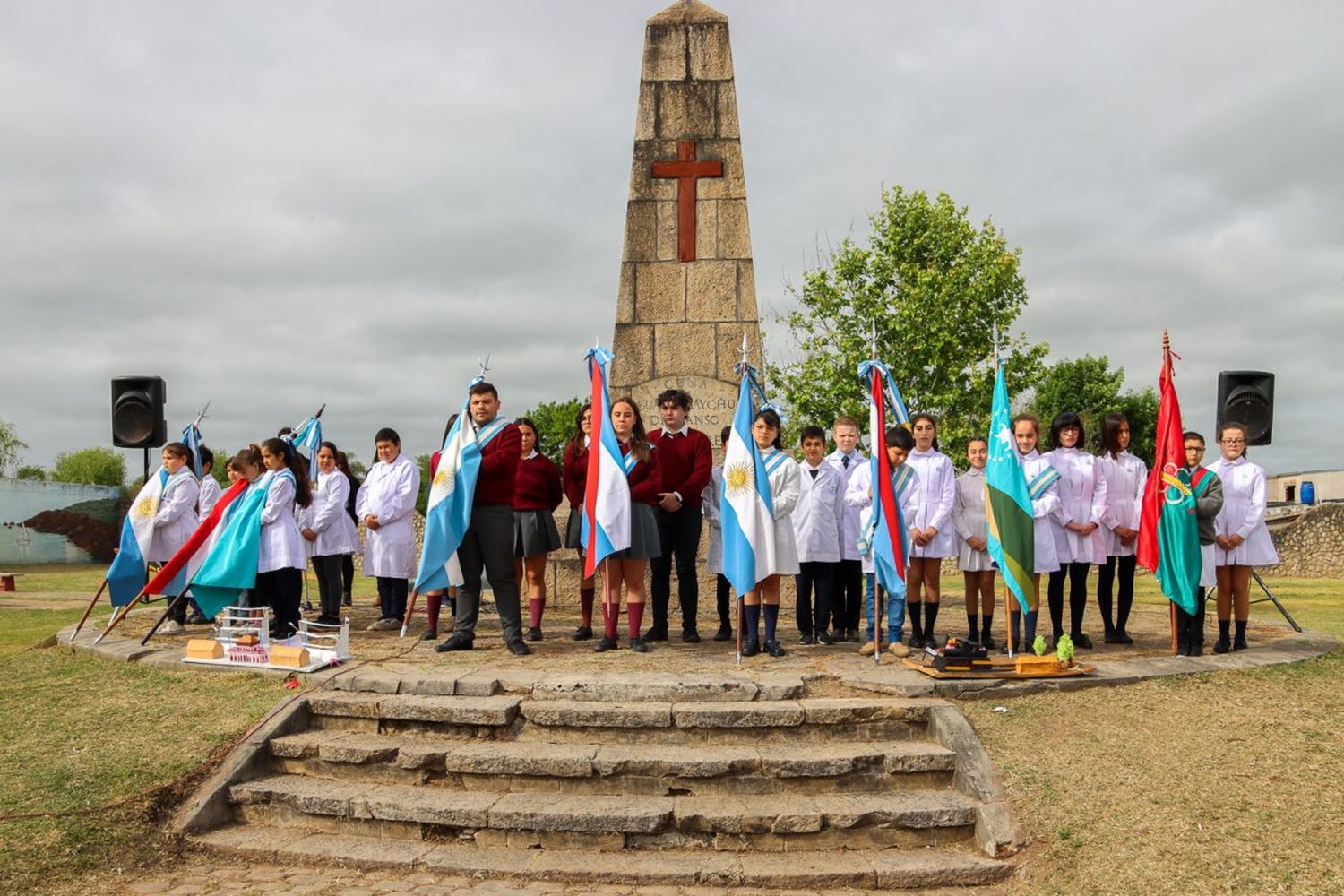 Con actos y el desfile de 80 Granaderos, Gualeguaychú celebra sus 241 años de historia