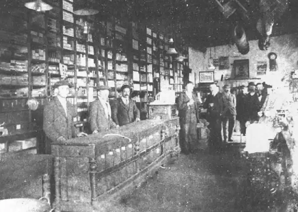 Solicitan declarar Monumento Histórico Cultural al edificio de La Agrícola Regional en San Martín y Moreno