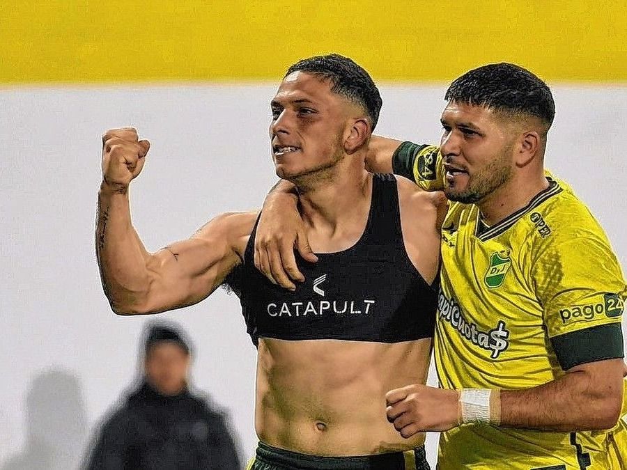 El Halcón venció a Riestra 1 a 0.