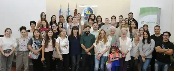 Se presentó el instructorado de yoga