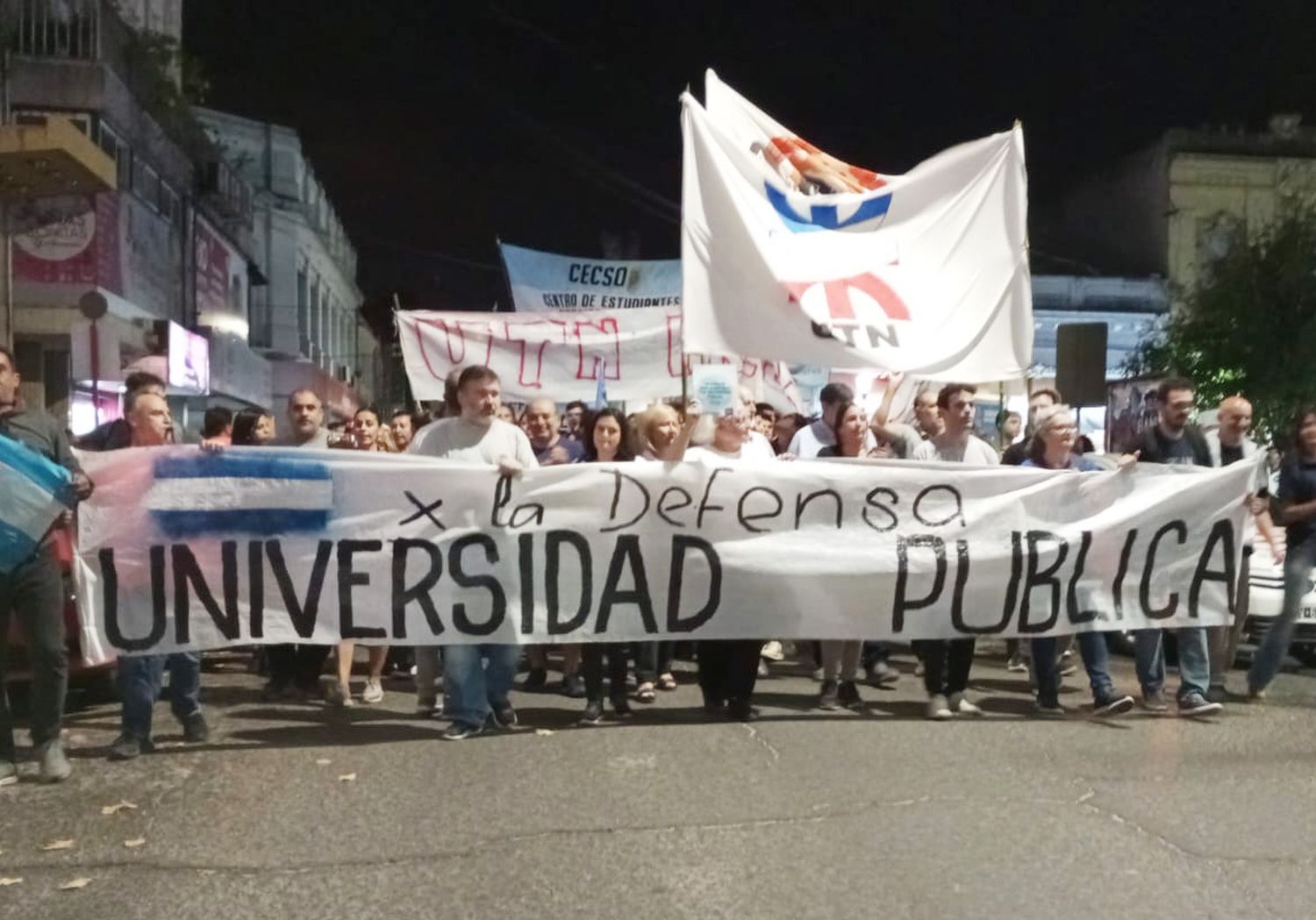 La universidad en marcha