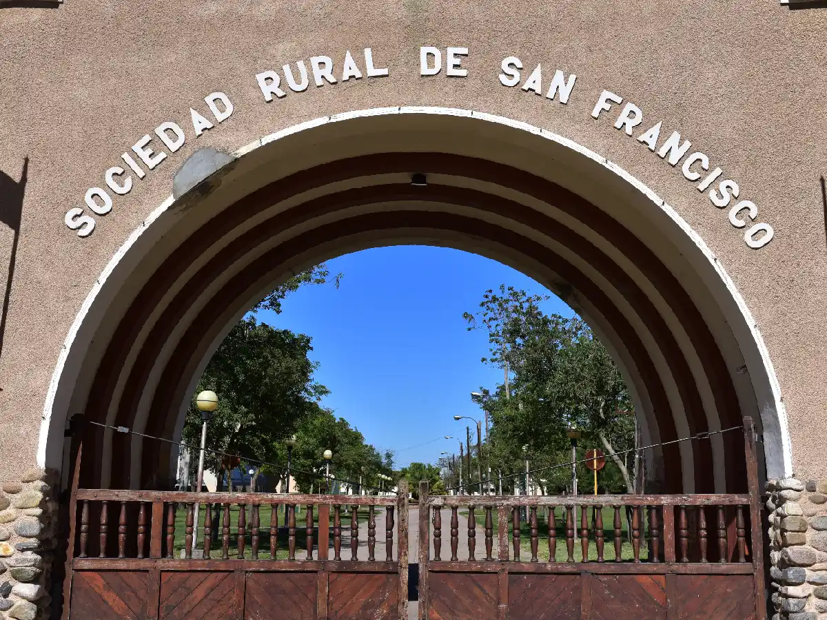  El virus, otra crisis que  condiciona la expo de la Rural 