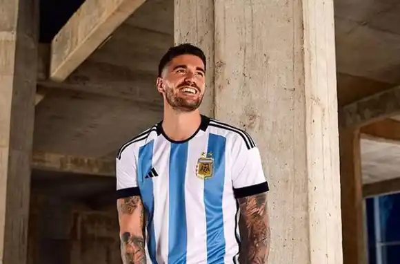 Rodrigo De Paul fue elegido como el jugador más lindo del Mundial 2022