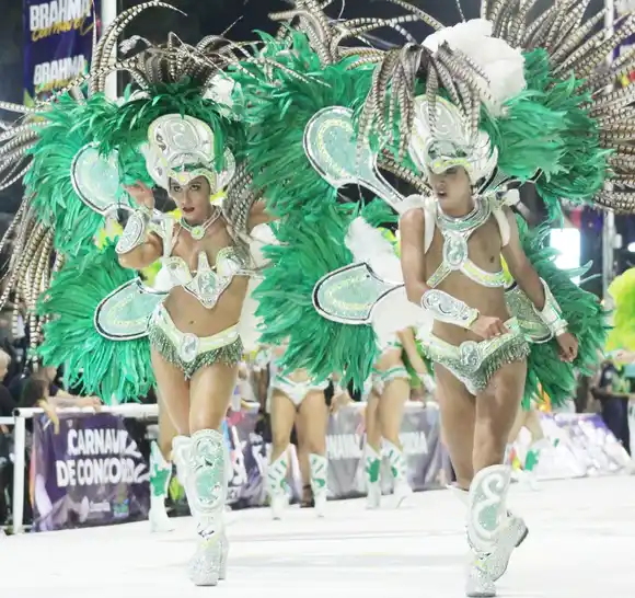 Paso la cuarta noche y hoy se viene la quinta