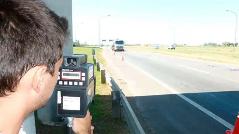 Regresan las fotomultas a Entre Ríos: sector turístico, preocupado  