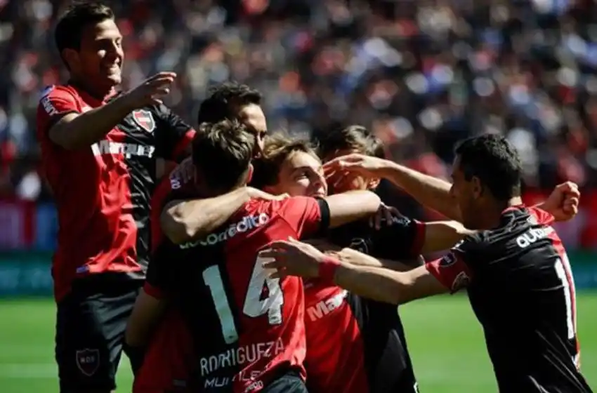 Newell’s fue muy superior y le ganó con claridad a Aldosivi