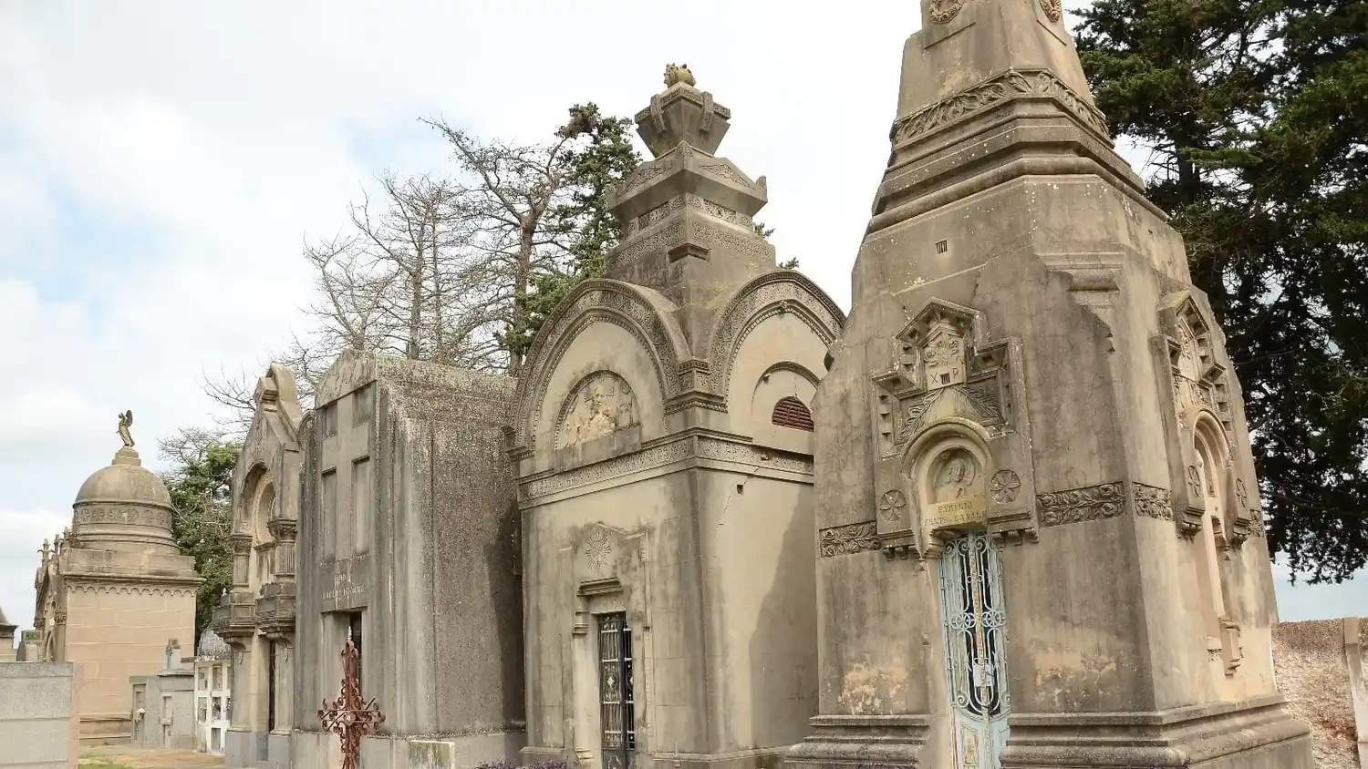 cementerio zenon pereyra