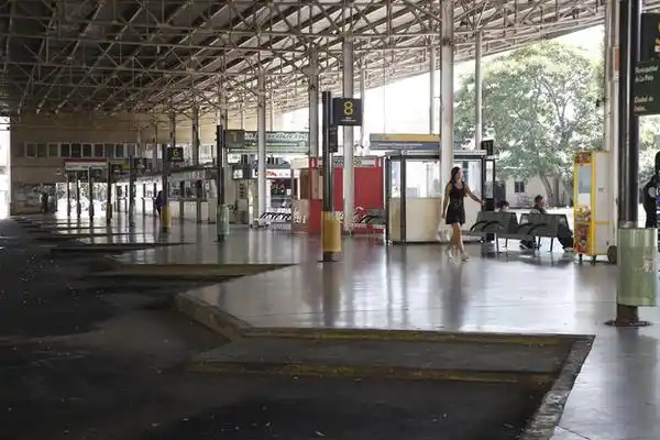 UTA levantó el paro de micros en La Plata y Mar del Plata